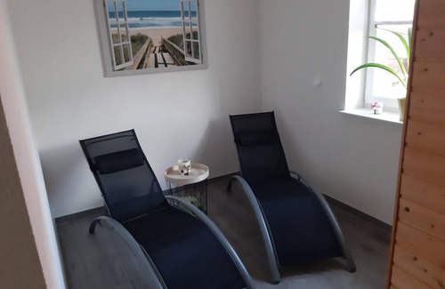 Krummhoern Apartment | Pet-Friendly Ferienwohnung Nordsee with Spa and Breakfast