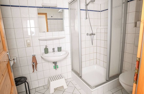 Bunde Apartment | Ocean View Retreat at Wiemannshof - Family-Friendly Escape