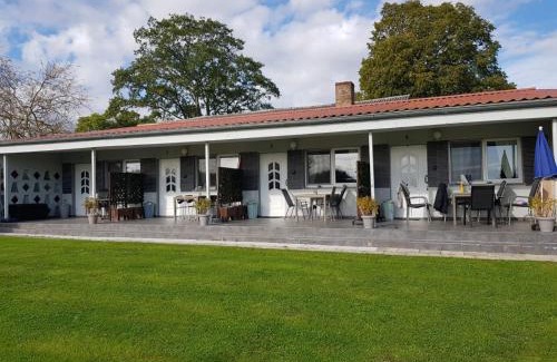 Zudar Apartment | Kid-Friendly Retreat: Ferienwohnung Nr 4 Boddenblick Rügen