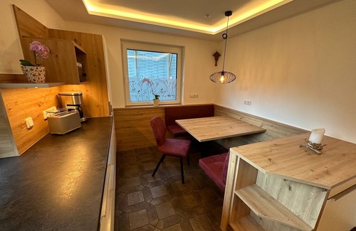 Mayrhofen Apartment | Spacious 8-Person Apartment at Appartementhaus Zillertal