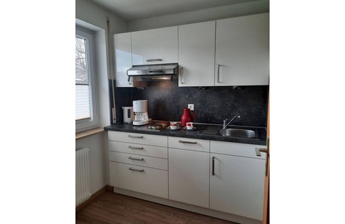 Bad Bellingen Apartment | Cozy Ferienwohnung Nr. 7 with Kitchen & Breakfast Included