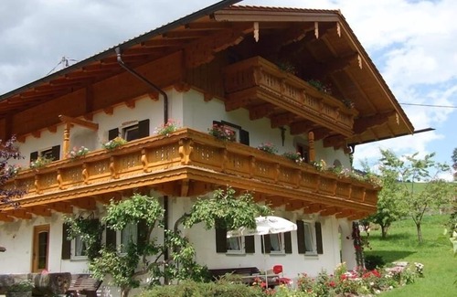 Bischofswiesen Apartment | Family-Friendly Apartment for 2-3 with Top Guest Reviews