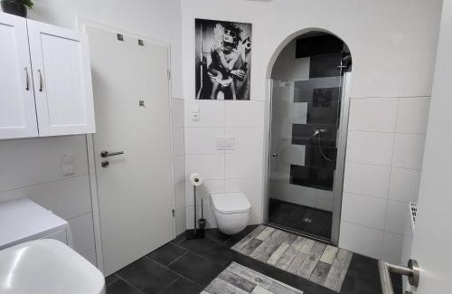 Großraschen Apartment | Pet-Friendly Ferienwohnung NR3 with 9.4/10 Guest Rating