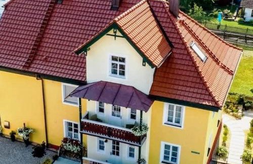 Peissenberg Apartment | Family-Friendly Retreat at Ferienwohnung Oase