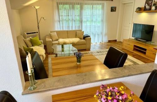 Resten Apartment | Relaxing Oceanfront Retreat at Ferienwohnung Obersalzberg