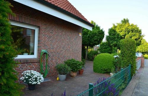 Leer Apartment | Experience Comfort at Ferienwohnung Ostfriesenglück