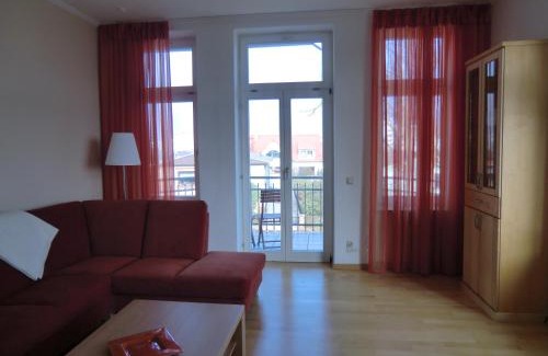 Kuhlungsborn Ost Apartment | Ideal Family Retreat at Ferienwohnung Ostseeglück in Villa Marie
