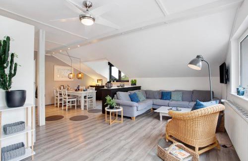 Germete Apartment | Family-Friendly Ferienwohnung Pöttner for Memorable Stays