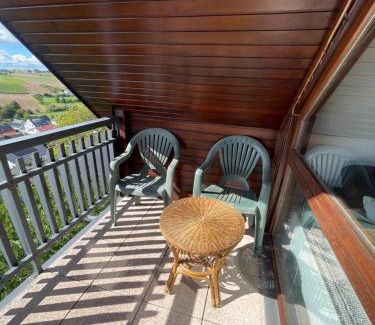 Rohrbach Apartment | Cozy Ferienwohnung Panoramablick - Family-Friendly Retreat