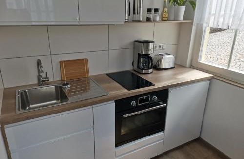 Paulinzella Apartment | Cozy Ferienwohnung Paulinzella with Parking & Free Wi-Fi