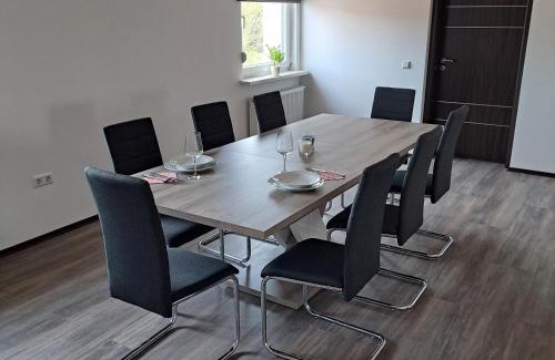 Gemarkung Tailfingen Apartment | Family-Friendly Retreat at Ferienwohnung Paulus Awaits You