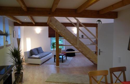 Selters Apartment | Pet-Friendly Ferienwohnung Petrimühle with Pool - 9/10 Rated