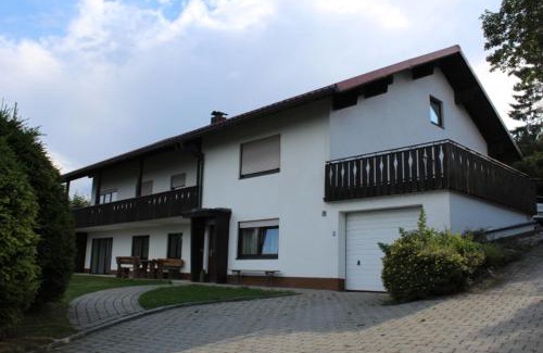 Philippsreut Apartment | Relaxing Ferienwohnung-Pfenniggeiger with Top Amenities