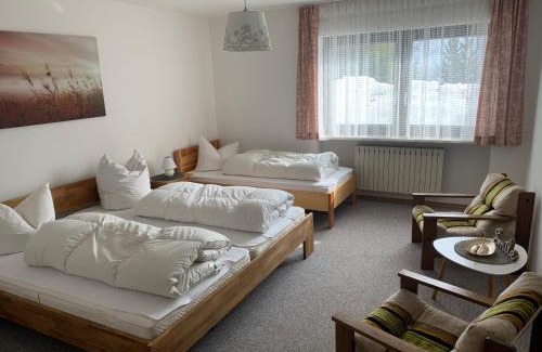 Philippsreut Apartment | Relaxing Ferienwohnung-Pfenniggeiger with Top Amenities