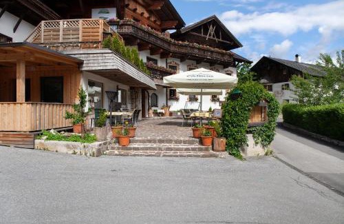 Oetz Apartment | Pet-Friendly Retreat at Ferienwohnung Piburgersee