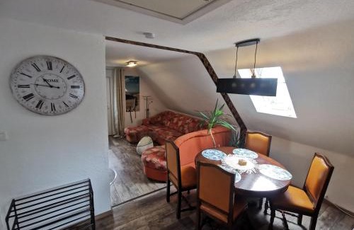 Nordholz Apartment | Cozy Pipistrello Apartment with Mini Zoo & Family-Friendly Fun