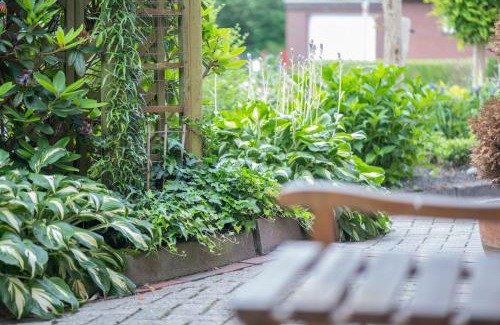 Holtland Apartment | Family-Friendly Ferienwohnung Pop s Huus Awaits You