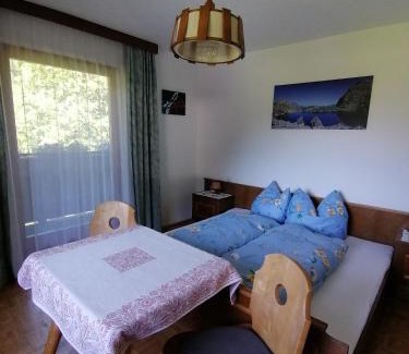 Sankt Johann Im Walde Apartment | Pet-Friendly Retreat at Ferienwohnung Prast with Breakfast