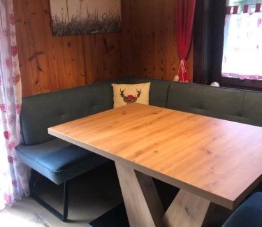 Alpirsbach Apartment | Cozy Ferienwohnung Pusteblume - Pet Friendly Retreat