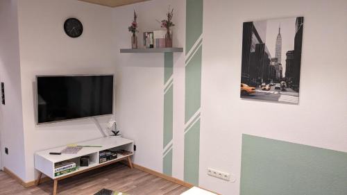 Hessisch Oldendorf Apartment | Pet-Friendly Ferienwohnung Rumbeck with Family Amenities