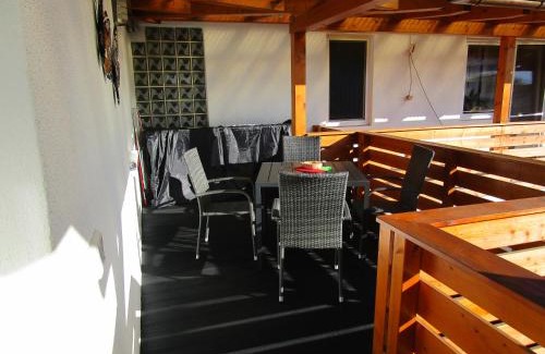Aichen Apartment | Top-Rated Ferienwohnung Rosa with Hot Tub & Breakfast