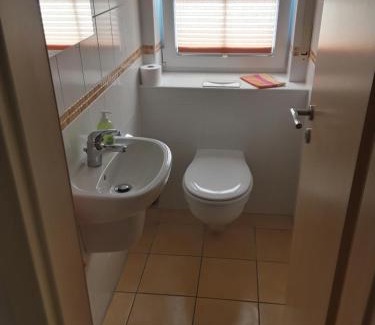 Westerstede Apartment | Oceanfront Retreat: Ferienwohnung Reddemann, Rated 9.6/10