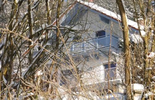 Miltach Apartment | Family-Friendly Ferienwohnung Regentalblick - 4 Star Rated