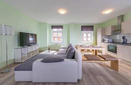 Wernigerode Old Town Apartment | Stylish Apartment Remise in Wernigerode - Pet Friendly & More