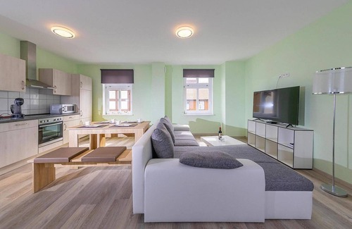 Wernigerode Old Town Apartment | Welcoming Apartment Remise, Wernigerode - Pet Friendly Stay