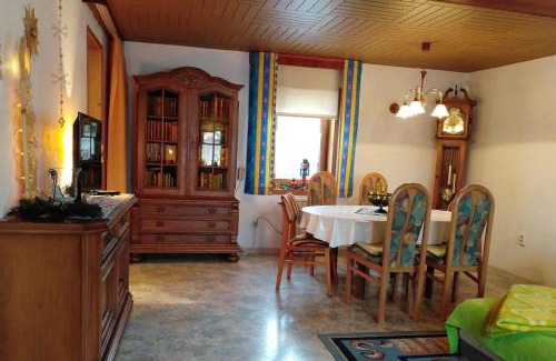 Geisa Apartment | Inviting Ferienwohnung Riemer: Family-Friendly Retreat