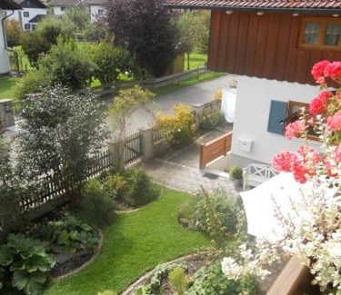 Bad Feilnbach Apartment | Oceanfront Retreat: Ferienwohnung Riepertinger Awaits You