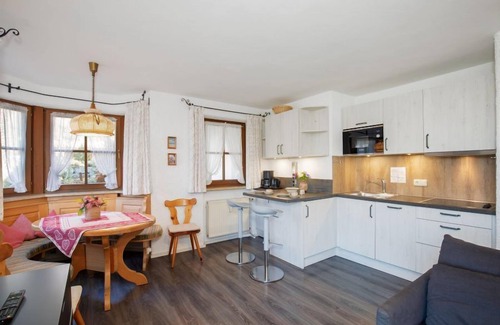 Reit im Winkl Apartment | Guest Rated 10/10: Ferienwohnung Rosendahl with Spa & Kitchen