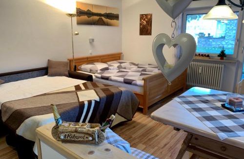 Lechbruck Apartment | Family-Friendly Retreat at Ferienwohnung Ruhepol - Rated 8.8