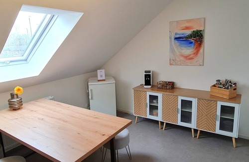 Manching Apartment | Relaxing Retreat in Nature with Top Amenities and Ratings