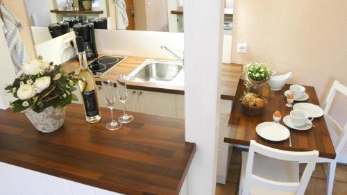 Ittendorf Apartment | Discover Ferienwohnung Süßkirsche - Pet and Child Friendly