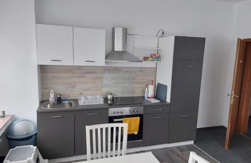 Bad Oeynhausen Apartment | Family-Friendly Ferienwohnung Süd with Great Guest Ratings