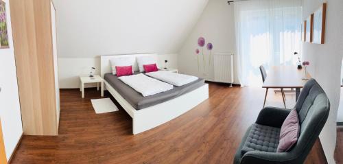 Bochingen Apartment | Beautiful Südpfalz Apartment with Breathtaking Views