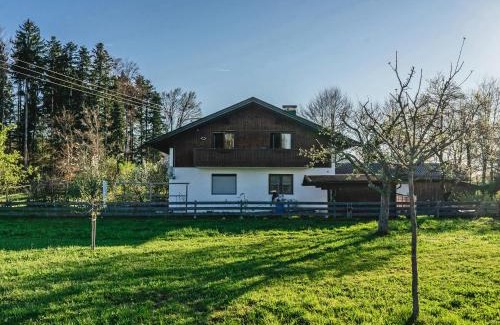 Aschau im Chiemgau Apartment | Cozy Ferienwohnung Schäffer with Oceanfront Views