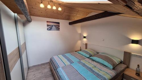 Bad Koesen Apartment | Child-Friendly Retreat at Ferienwohnung SaaleMaus, 8.7/10