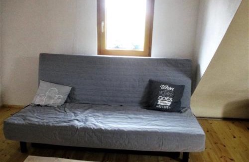 Benshausen Apartment | Pet-Friendly Ferienwohnung Sandhasennest with Top-Rated Comfort