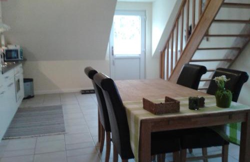 Borger Apartment | Family-Friendly Ferienwohnung Sandhoege with High Ratings