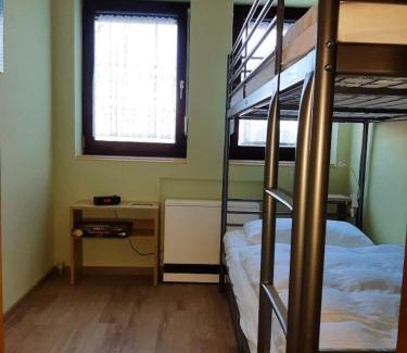 Mitterfirmiansreut Apartment | Family-Friendly Ferienwohnung Schäfer at Landhaus Almberg