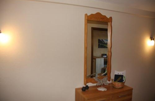 Mitterfirmiansreut Apartment | Family-Friendly Ferienwohnung Schäfer at Landhaus Almberg
