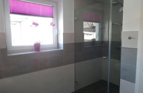 Orth Apartment | Discover Ferienwohnung - Schöne Aussicht for Your Getaway