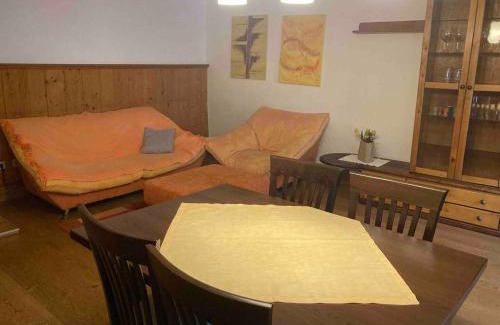 Wernstein am Inn Apartment | Outstanding Schreiner Hotel: Family-Friendly Retreat
