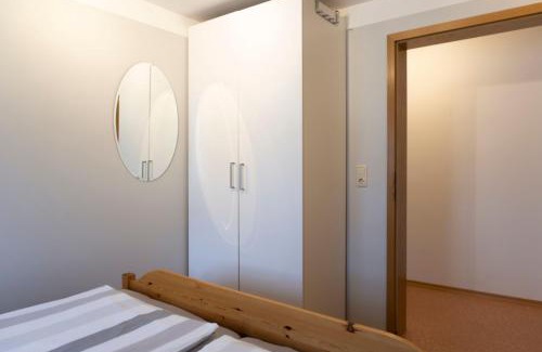 Peissenberg Apartment | Beautiful Ferienwohnung Schießl - Family-Friendly Retreat