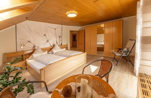 Moosbach Apartment | Family-Friendly Ferienwohnung Schieder with 9.5/10 Rating
