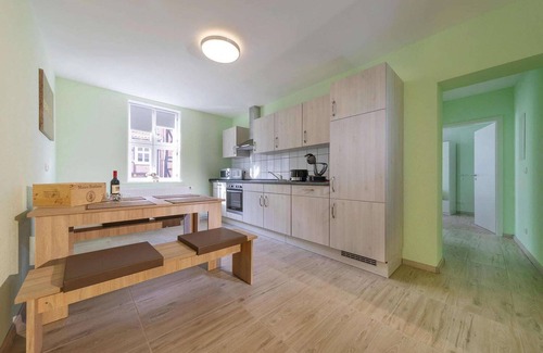 Wernigerode Old Town Apartment | Cozy Apartment Schlossblick in Wernigerode with Kitchen