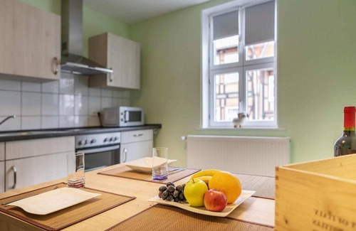 Wernigerode Old Town Apartment | Cozy Apartment Schlossblick in Wernigerode with Breakfast