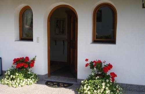 Ellmau Apartment | Family-Friendly Retreat at Ferienwohnung Schmiedhofer